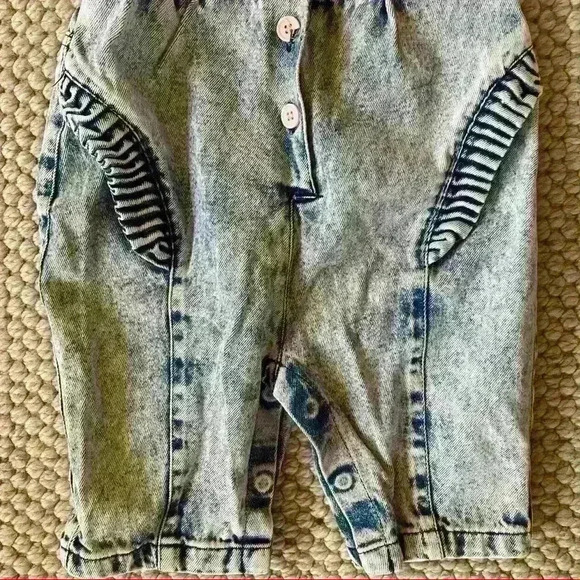 Vintage 80s Ruffle Little Ones Acid Wash Jumpsuit - Picture 4 of 12